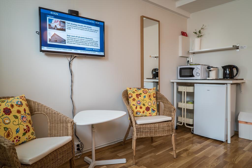 Gentlespace Guesthouse Isafjordur Room photo